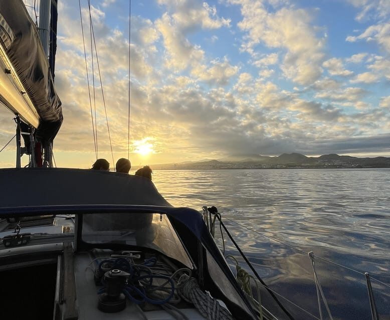Full Day: Sailing tour with lunch & snorkeling included. - Practical Details and Considerations