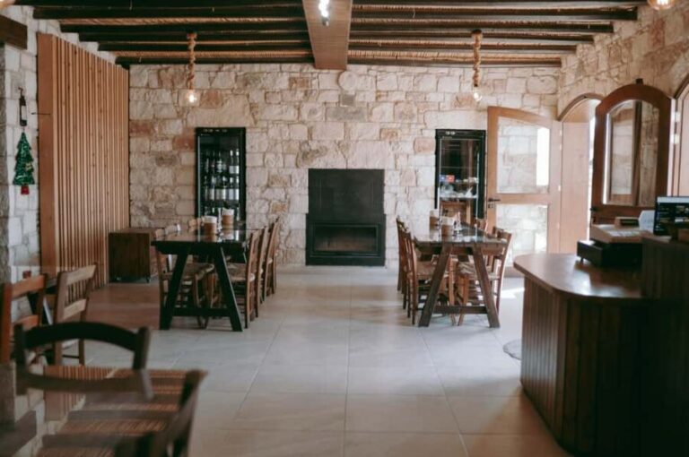 Full-Day Tour Shipwrecks Blue Lagoon and Sterna Winery - What to Expect on the Tour