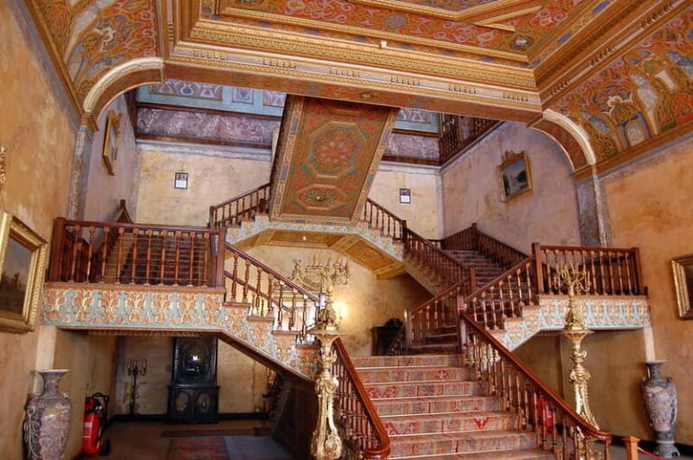 Full-Day Tour with 2 Continents in 1 Day - Value and Practical Considerations