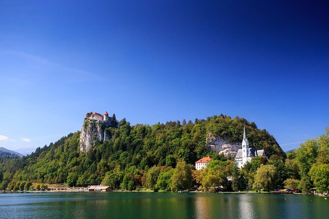 Full-Day trip to Lake Bled - The Journey Begins: A Scenic Drive with Insightful Commentary