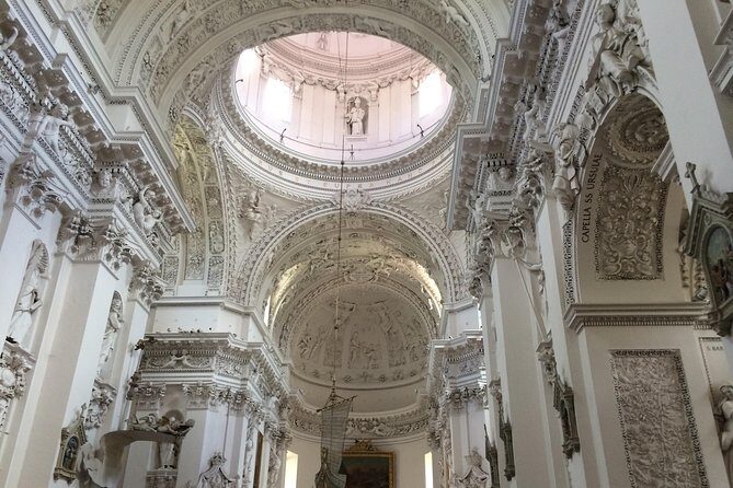 Full-Day Vilnius City Tour and Trakai Castle from Vilnius - The Experience: Authenticity and Comfort