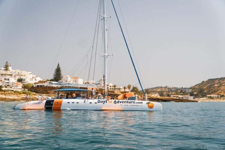 FUN & CHILL  GOLDEN COAST SAILING TOUR - The Itinerary: A Day on the Water