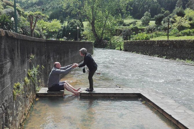 Furnas Lake Hotsprings and Gardens Van Tour - Itinerary Breakdown