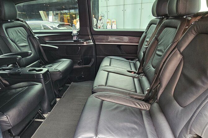 Gatwick Airport to Heathrow Airport Transfers - How the Transfer Unfolds