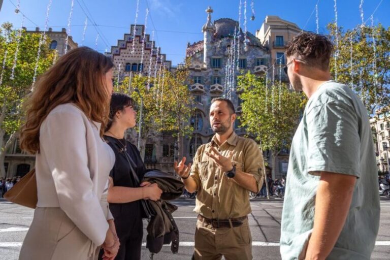 Gaudí Private Tour: Must-See Sites & Hidden Modernism Gems - What We Think About the Experience