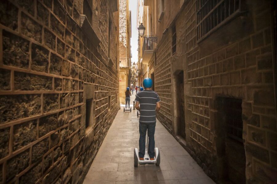 Gaudi's Barcelona 2-Hour Segway Tour with a Live Guide - The Experience of Riding a Segway