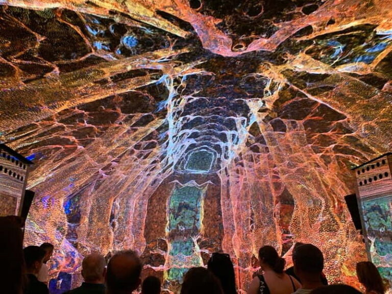 Gaudi's legacy.Exclusive tour to Park Güell & Casa Batlló - The Practical Details