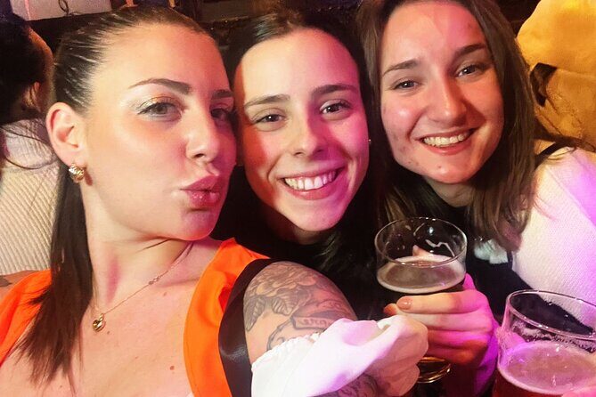 Gay Bar Tour in the Red Light District Amsterdam - Practicalities and Tips