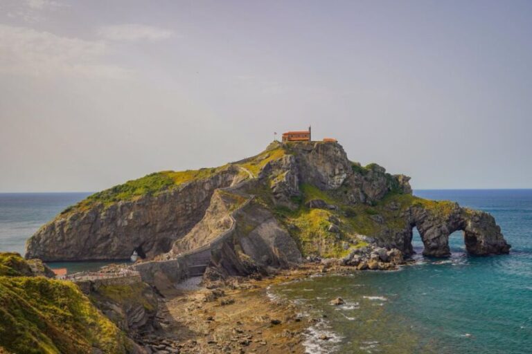 Gaztelugatxe with Access, Bermeo and Gernika from Bilbao - Who Will Love This Tour?