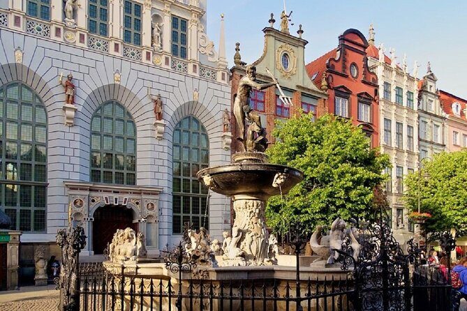 Gdansk and Malbork Castle Small Group Tour from Warsaw with Lunch - Who Is This Tour Best For?