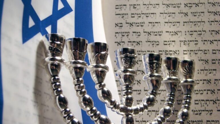 Gdansk Jewish History Tour with Synagogue and Cemetery - The Value of Guided Stories and Personal Narratives