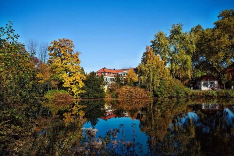 Gelsenkirchen private guided walking tour of city - Exploring the Itinerary in Detail