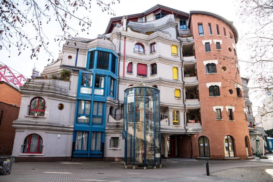 Genevas Art and Culture revealed by a Local - FAQs