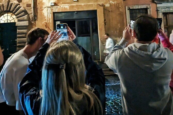 Ghosts and Crimes of Rome Night Walk - What You Can Expect: An Honest Breakdown of the Experience