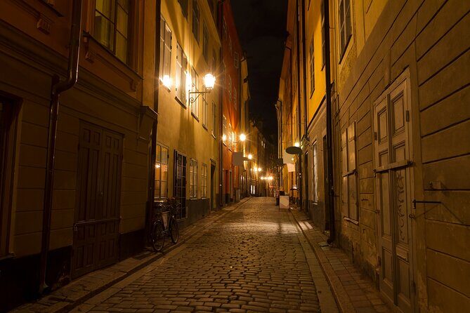 Ghosts of Stockholm: A Guided Tour of Horror and Dark Folklore - The Experience: What to Expect