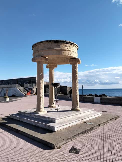 Giardini Naxos: A tour through history and legends with an expert guide - The Historic Stops You’ll Visit