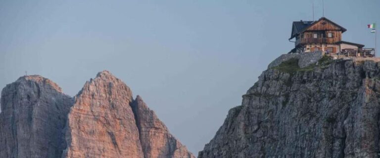 Giau Pass: a spectacular ring of the Ampezzo Dolomites with a guide - Who Will Love This Tour?