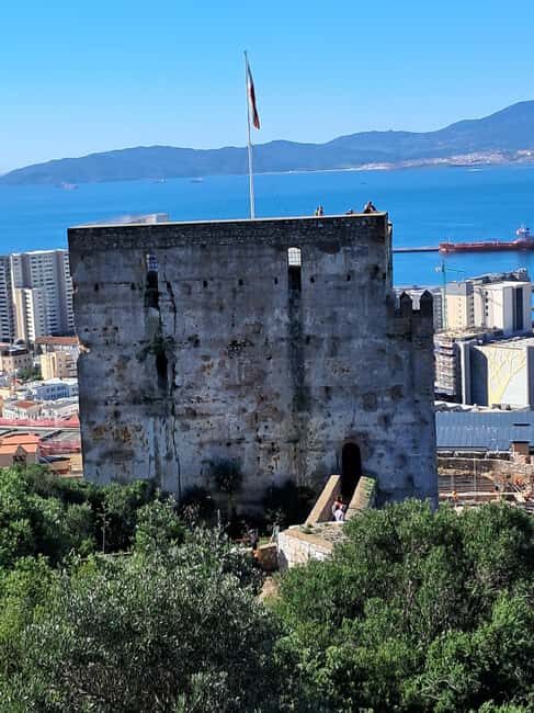 Gibraltar Sightseeing : Premium Tour with a Local Guide - The Pickup and Getaway
