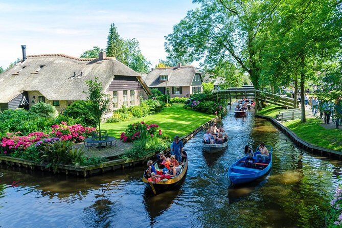 Giethoorn Day Private Tour & Boat Trip - The Value of This Tour