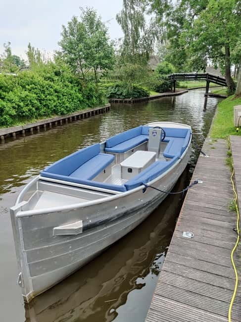 Giethoorn : Luxury Private open boat tour with local captain - The Itinerary and What You Can Expect