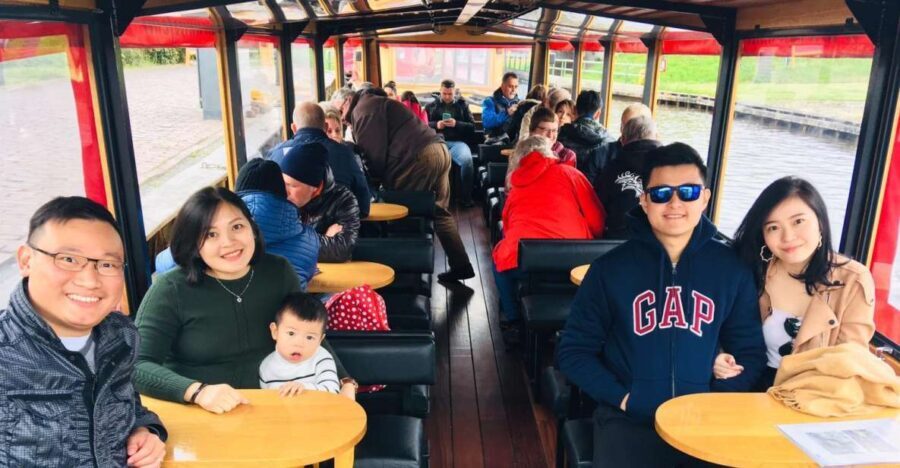 Giethoorn: Private Day Trip with Boat Tour from Amsterdam - What Do Travelers Say?