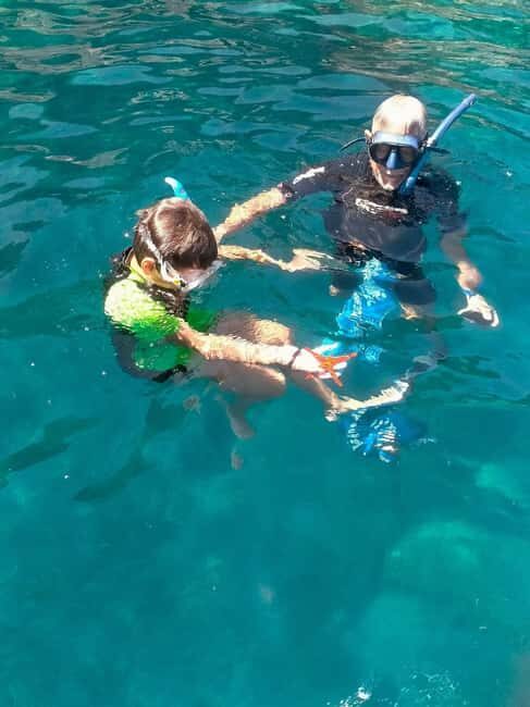 Giglio Island (Tuscania): Tour and snorkelling on a dinghy - The Itinerary in Detail