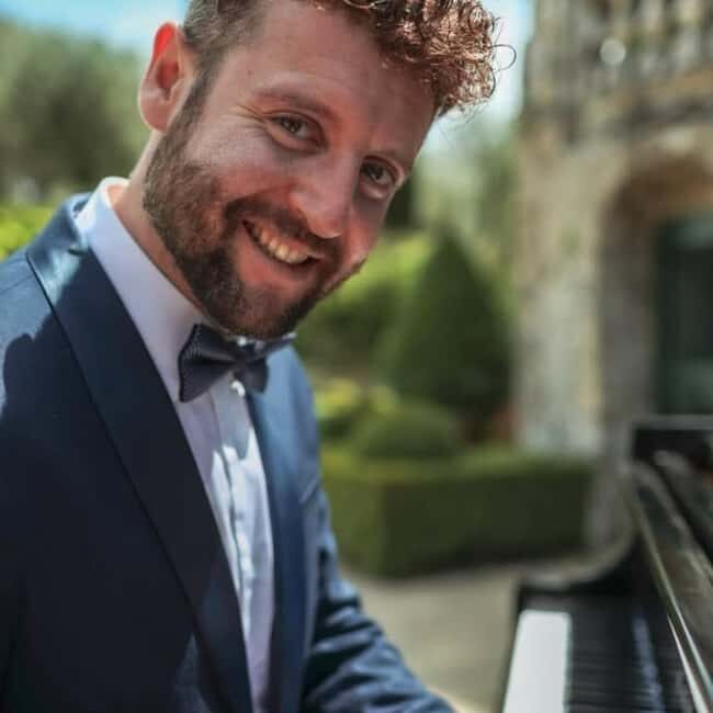 Giovanni Ghizzani sing along night - Why It’s Worth Considering