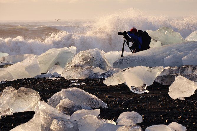Glacier Lagoon & Fjaðrárgjúfur Canyon Group Tour from Reykjavik - Food and Drinks
