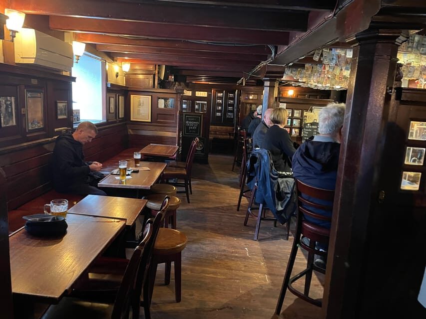 Glasgow :Go Drinking whisky with a Scotsman. - FAQ