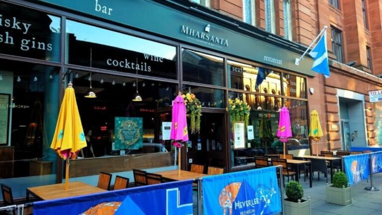 Glasgow: Haggis Tasting with a Dram of Scottish Whisky - The Practical Details