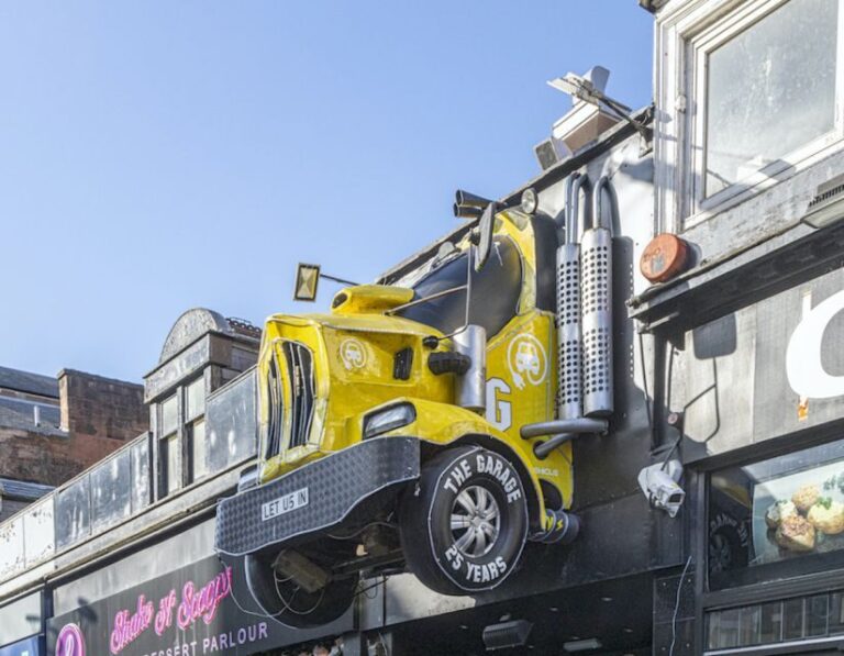 Glasgow's Music Mile Tour - The Contemporary Scene & Legendary Old Haunts