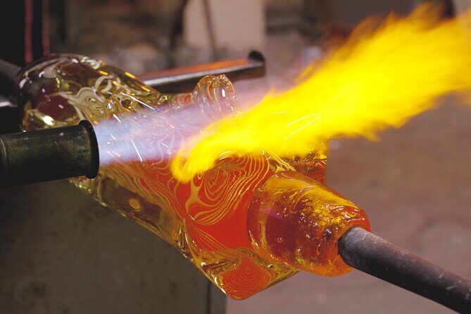 Glass Blowing Live Demo, Showroom visit and Artistic Glass gift! - What Makes This Tour Stand Out?
