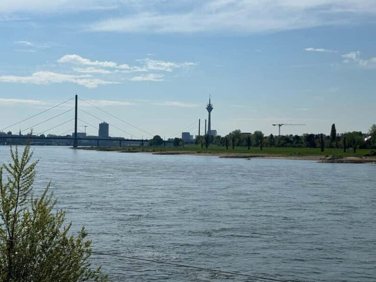 Good morning Düsseldorf: The tour for early risers - Why the Early Morning Tour Could Be a Game-Changer