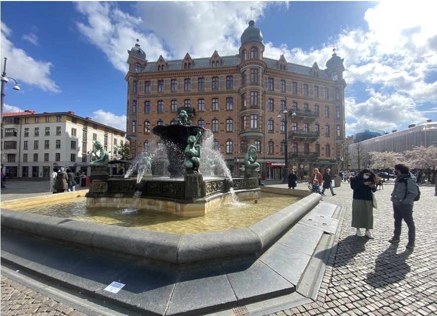 Gothenburg: Private Walking Tour with a Guide - The Guide Quality: A Mixed Experience