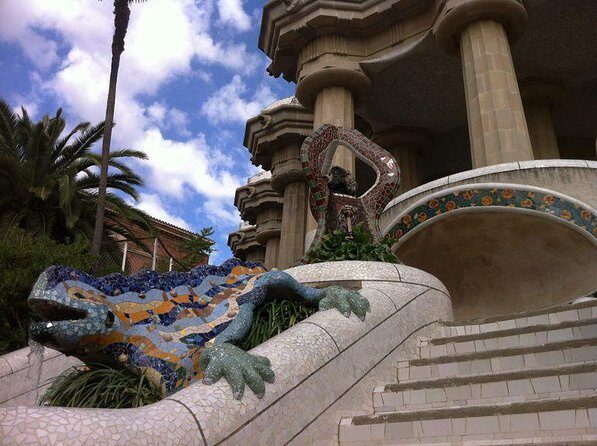 Gracia District Private Tour with Vermouth & Food Tastings - A Deep Dive into the Gracia District Private Tour