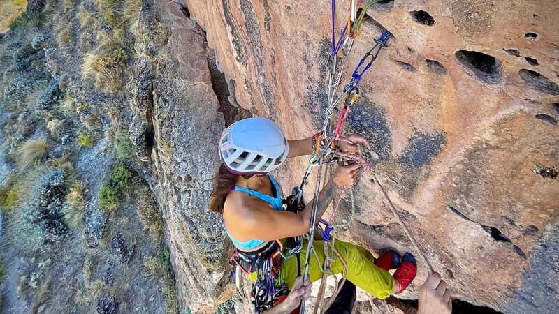 Granada: 2-Day Traditional Rock Climbing Outdoor Course - Who Should Consider This Tour?