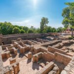 Granada: Alhambra Ticket and Guided Tour with Nasrid Palaces - The Value of Guided Access and Expert Insights