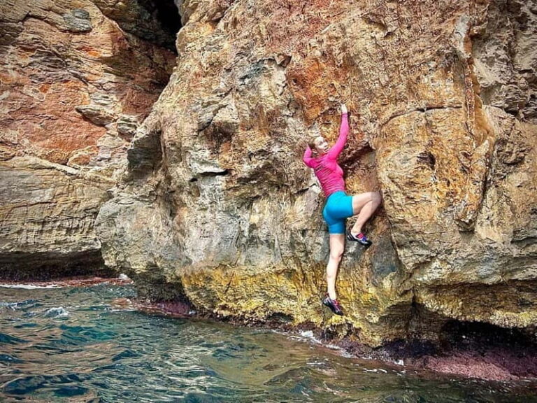 Granada: Deep Water Soloing in Calahonda Pier - What to Expect During Your Tour