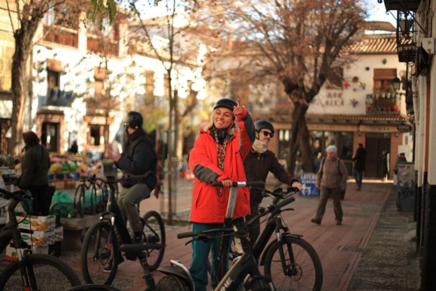 Granada: Highlights & Viewpoints eBike Tour with Tapas Break - What to Expect from the Tour