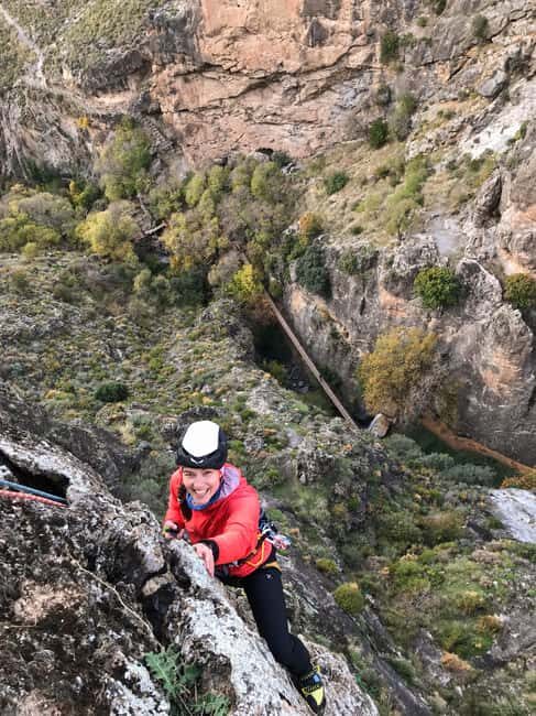 Granada: Los Cahorros Multi-Pitch Climbing - How the Day Unfolds