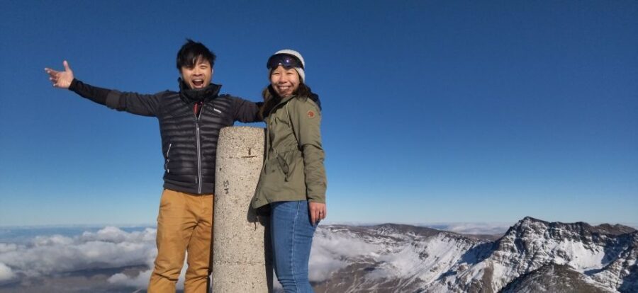 Granada: Sierra Nevada Veleta Peak Trek with Lunch - What Makes This Tour Stand Out?