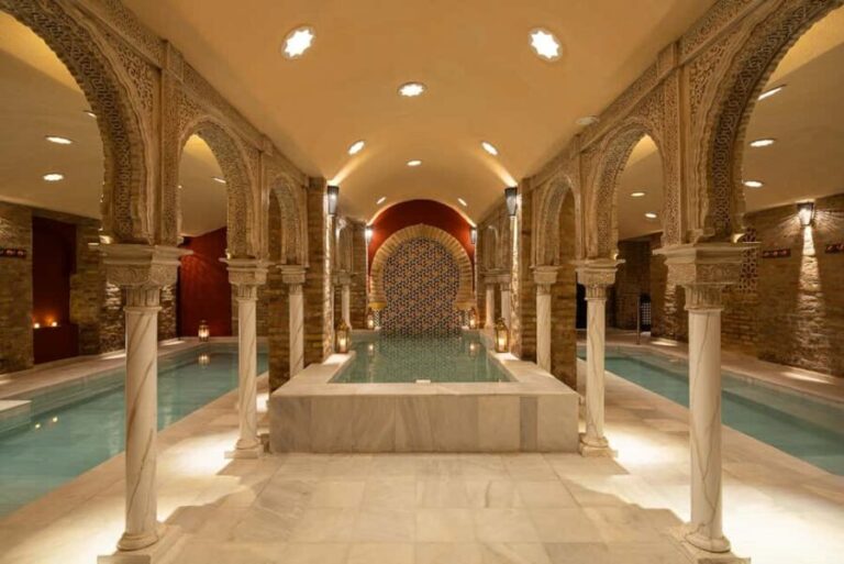 Granada: Traditional Bath in the Nasrid Palace Hammam - The Practical Details