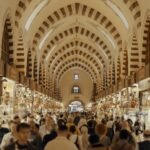 Grand Bazaar Artisan Shopping Tour with Local Expert - The Itinerary Breakdown