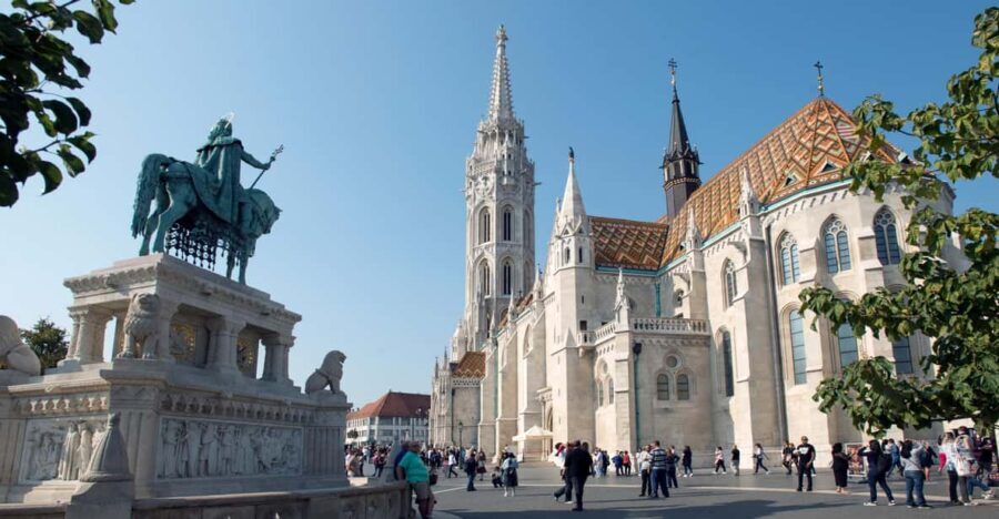 Grand City Tour & Madame Tussauds - Who Would Enjoy This Tour?