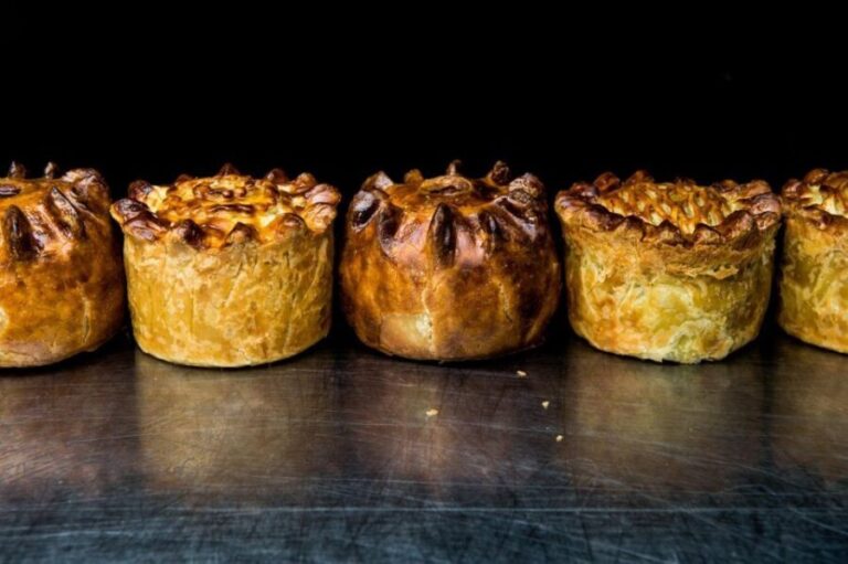 Great London Food Tour: South Bank, 3 Markets & Brick Lane - The Guide’s Role & What Travelers Say