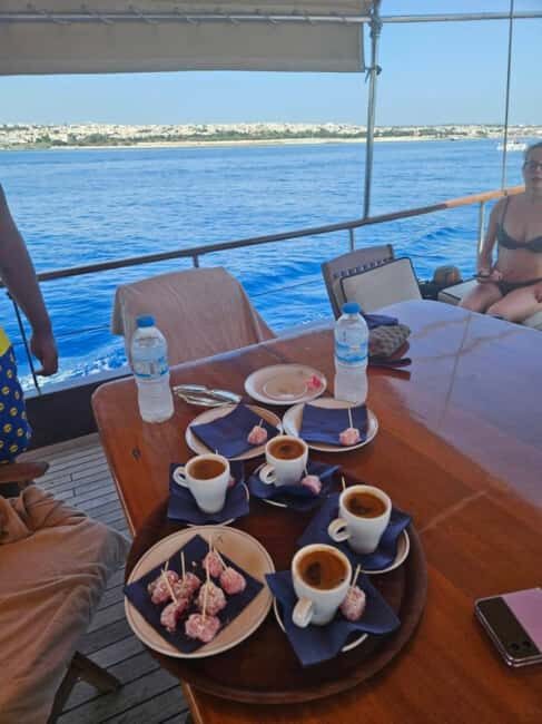 Greece: Private Gulet Cruise with Lunch and Drinks - The Value of a Private Gulet Experience