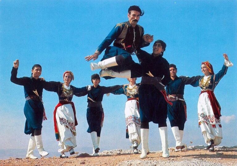 Greek dance lessons - What We Like (and What to Consider)