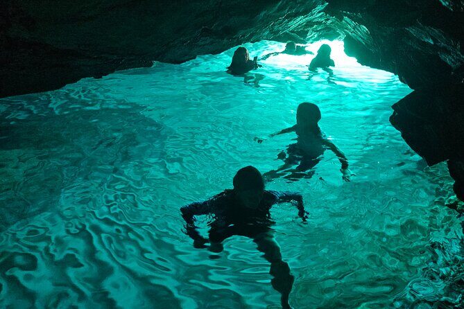 Green Cave Sea Kayak Day Tour in the Elaphiti islands - Who Should Consider This Tour?