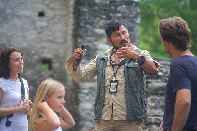 Guided historical tours at the Mayan cities! - The Experience of Visiting Dzibanche and Kinichna