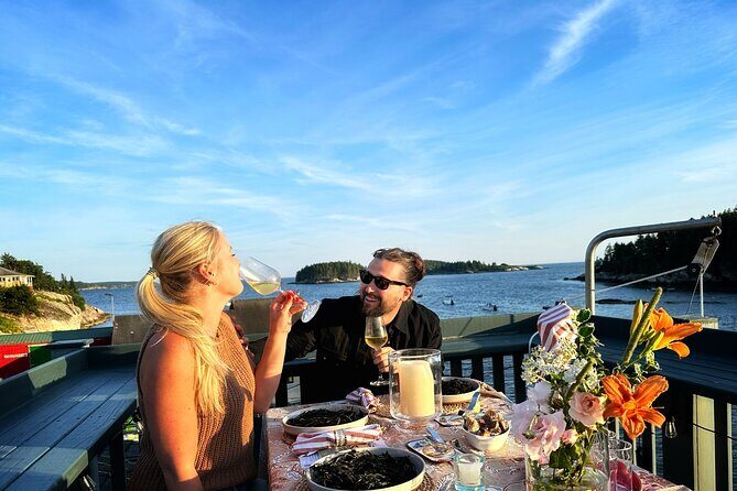 Guided Rooftop Oyster Tasting with an Oyster Sommelier - What You Can Expect During the Tour
